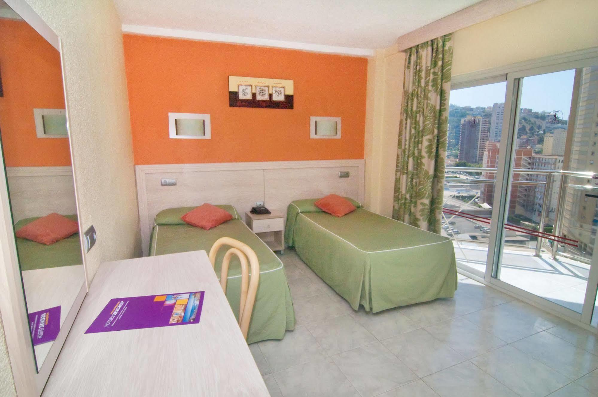 Hotel Servigroup Calypso เบนิดอร์ม ภายนอก รูปภาพ