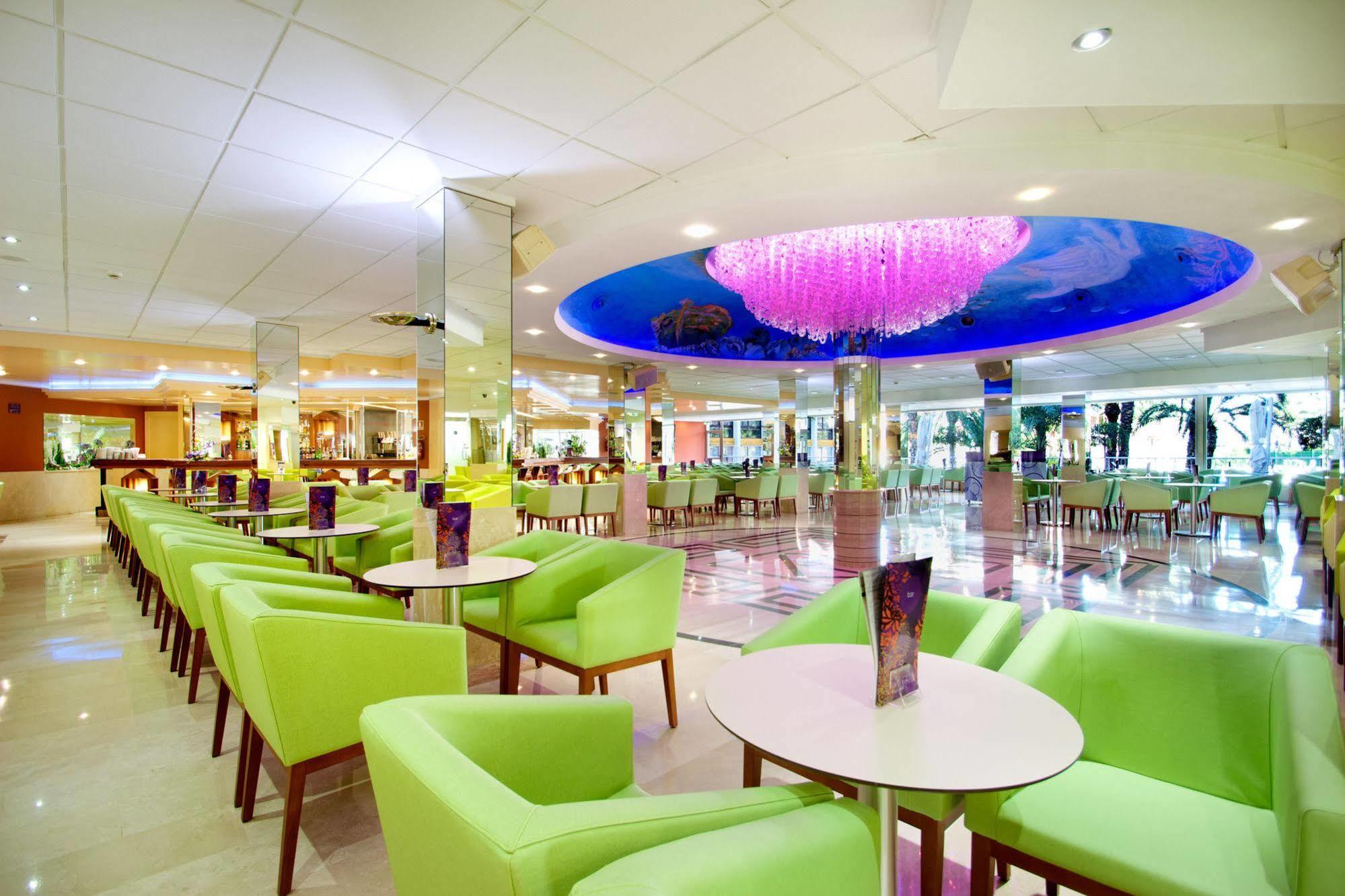 Hotel Servigroup Calypso เบนิดอร์ม ภายนอก รูปภาพ