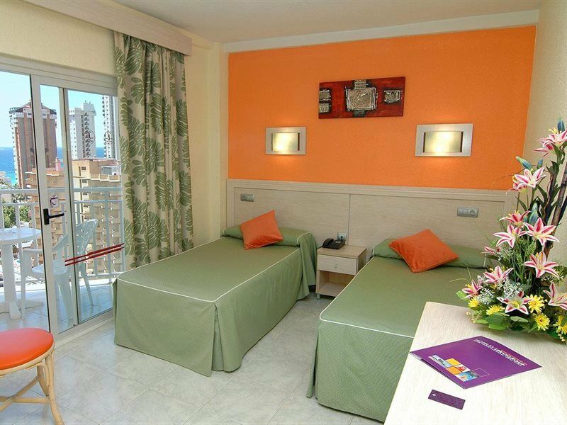 Hotel Servigroup Calypso เบนิดอร์ม ภายนอก รูปภาพ